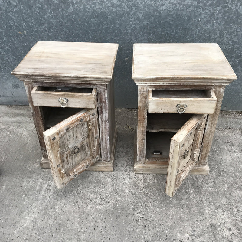 RECLAIMED WOOD BEDSIDE TABLE | WHITEWASHED (H66CM | W46CM)