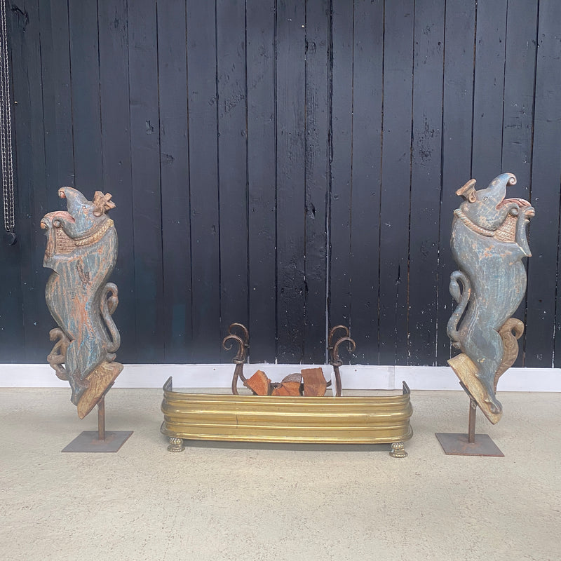 PAIR OF ANTIQUE INDIAN ARCHITECTURAL BRACKETS ON STAND (H97CM | W27CM)