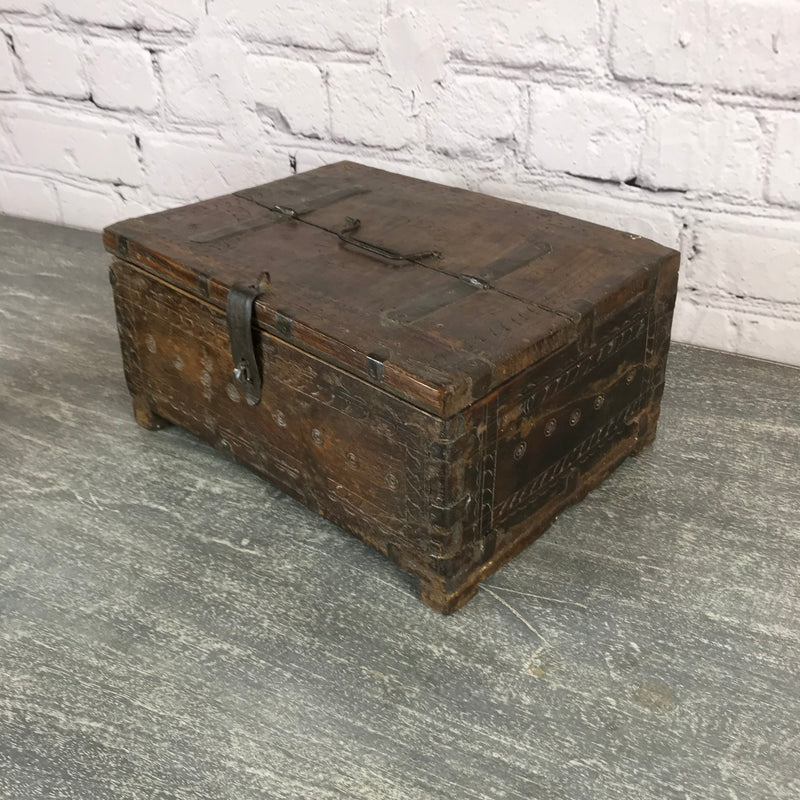 ANTIQUE INDIAN TRIBAL DOWRY BOX