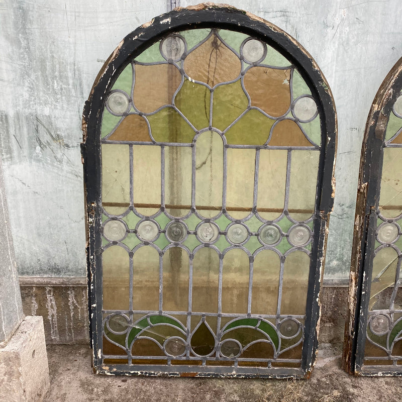 PAIR OF ANTIQUE STAINED GLASS ARCH WINDOWS (H96cm | W64cm)