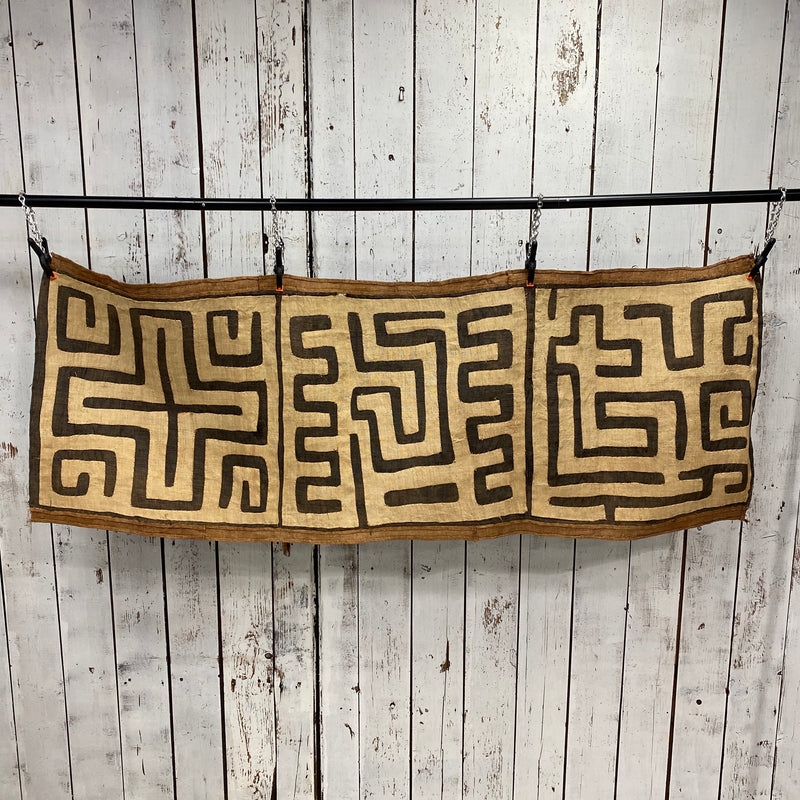 VINTAGE KUBA TEXTILE FROM THE CONGO, AFRICA | TEXTILE WALL HANGING ART (W150CM | H58CM)