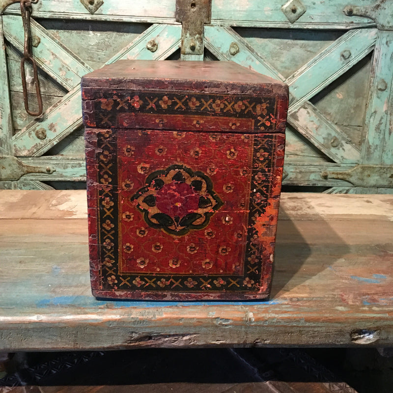 Antique Hand painted Indian box with floral motifs (W38.5cm | H24cm)