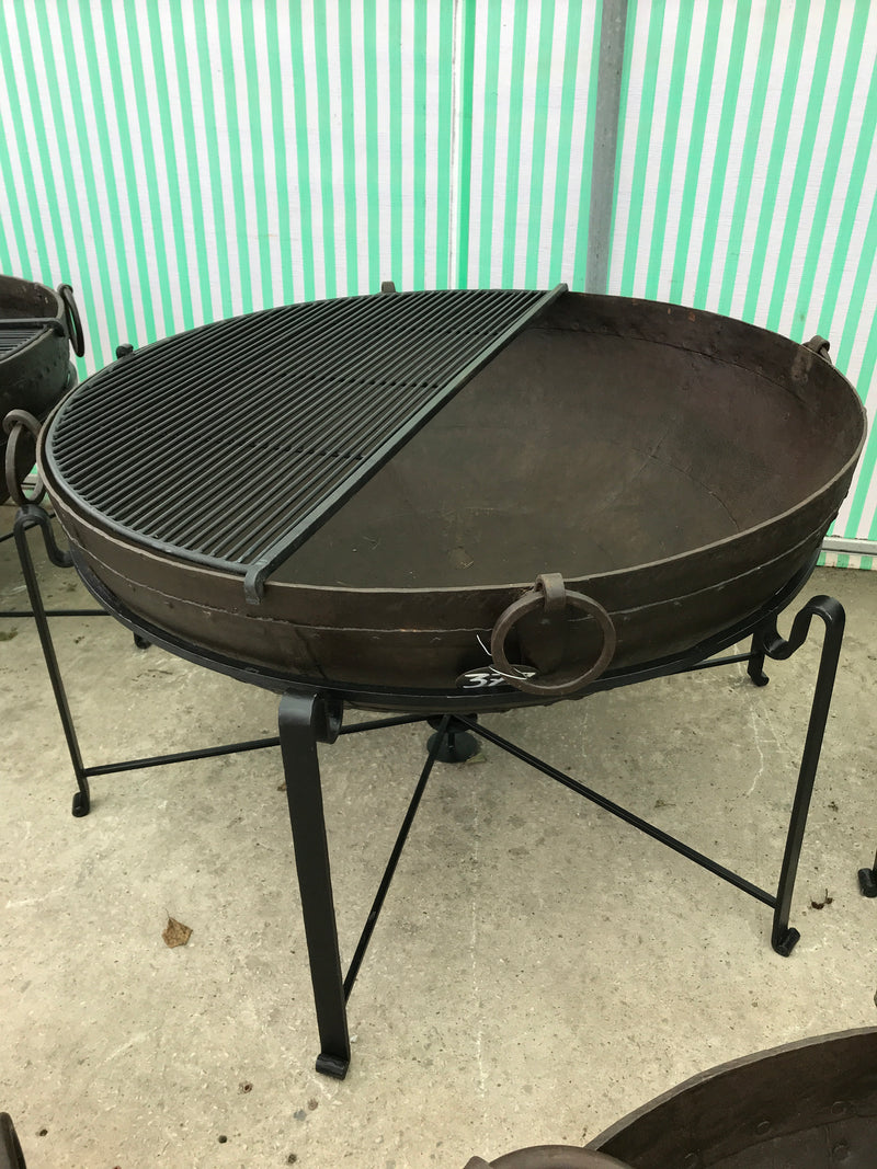 127CM D40CM • Original Indian fire bowl, stand & grill