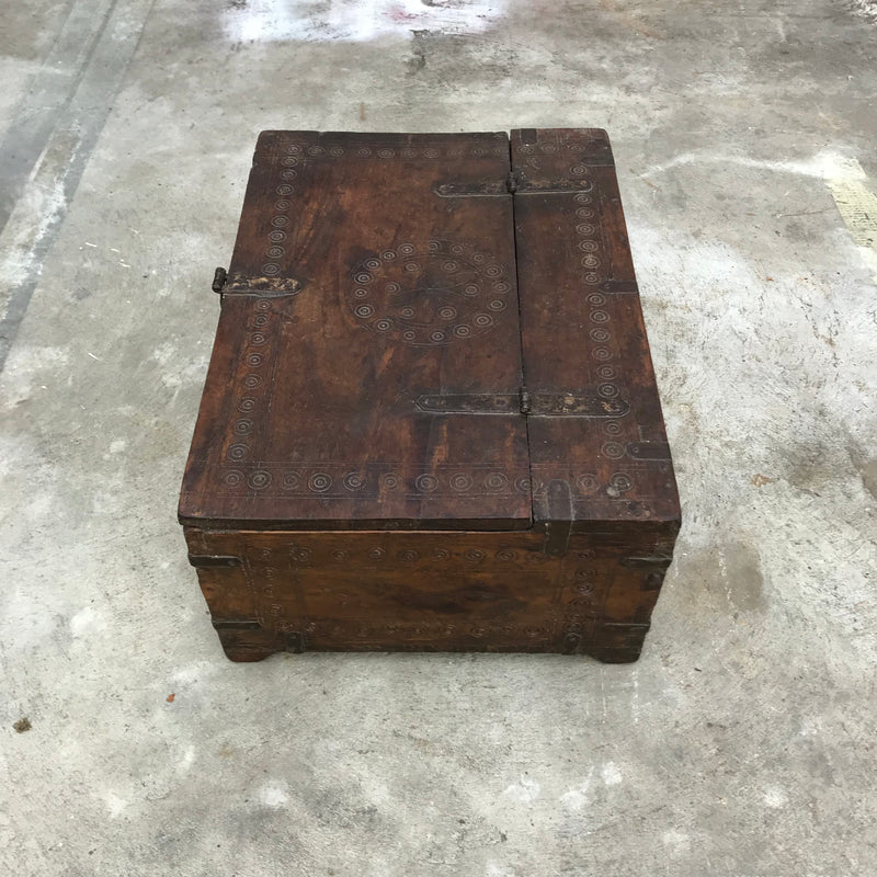 ANTIQUE INDIAN TRIBAL DOWRY BOX | DESK JEWELLERY BOX