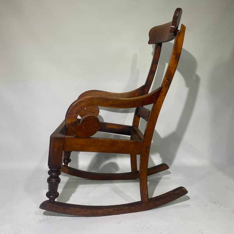 Early 20th Century Rocking Chair For Restoration