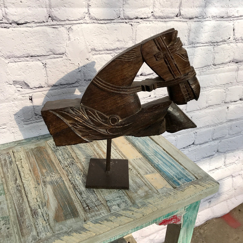 HAND CARVED HORSE HEAD STATUE (H35CM | W33CM)