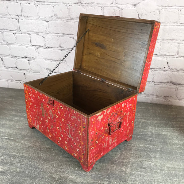 Vintage Hand painted red box with floral motifs | 45331